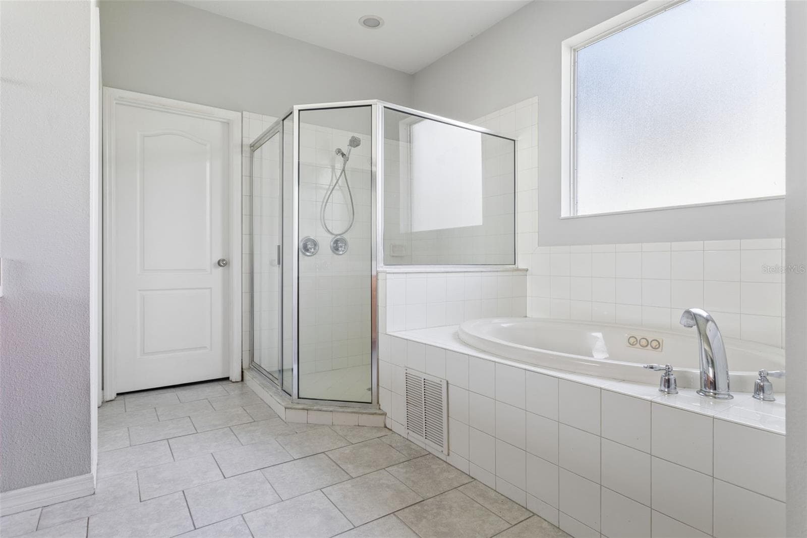 Single Family Residence at 5727 GOLDEN OWL LOOP, LAND O LAKES, photo 19 of 32