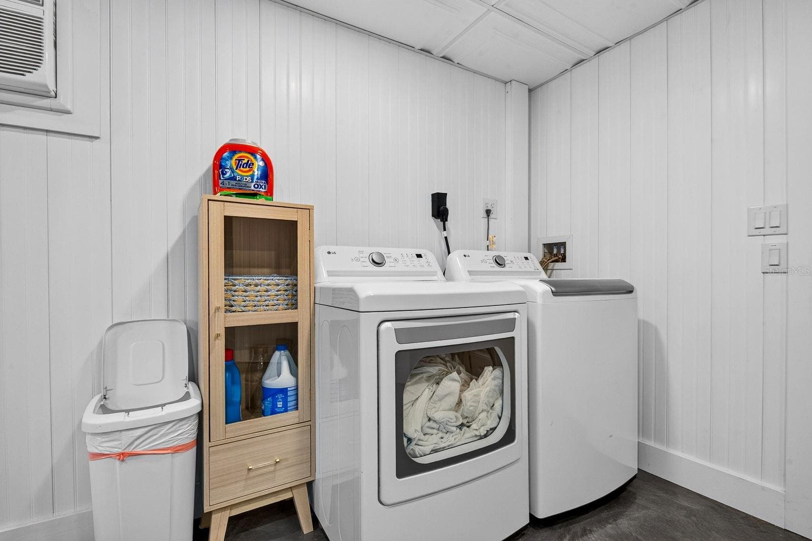 Lower Level game room and Laundry - 727 47TH ST W, PALMETTO