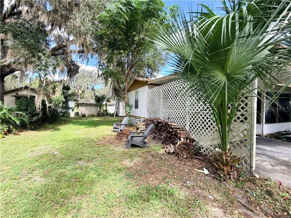 Residential at 6565 E Lakato LN, INVERNESS FL 34453, photo 3 of 28
