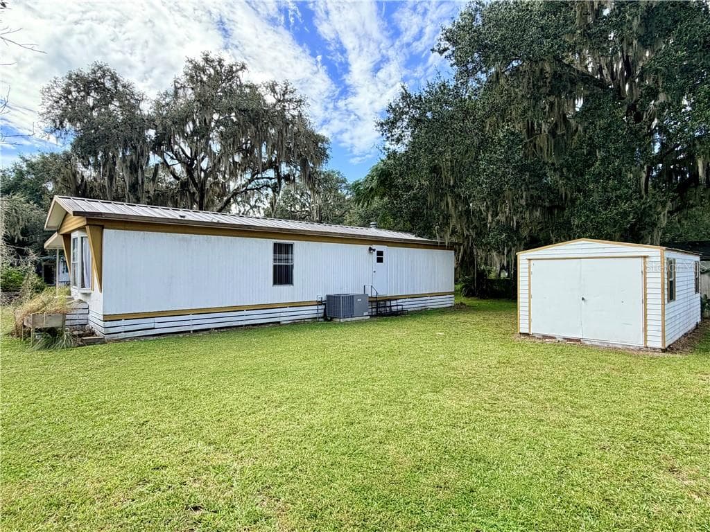 Residential at 6565 E Lakato LN, INVERNESS FL 34453, photo 8 of 28