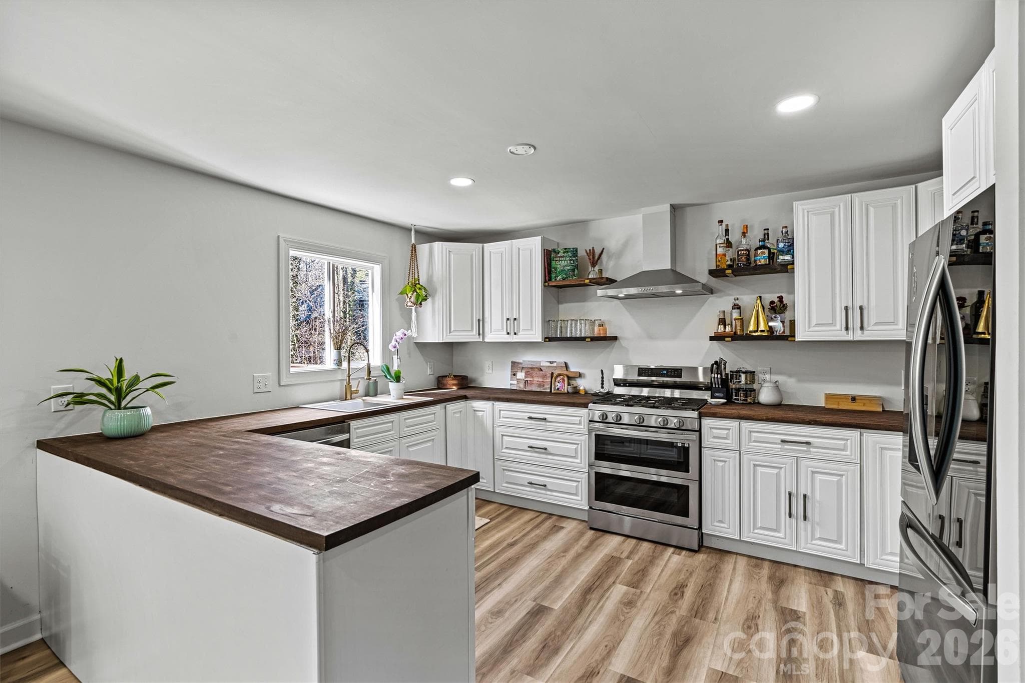 Single Family Residence at 3995 Burton Lane, Denver, photo 18 of 86