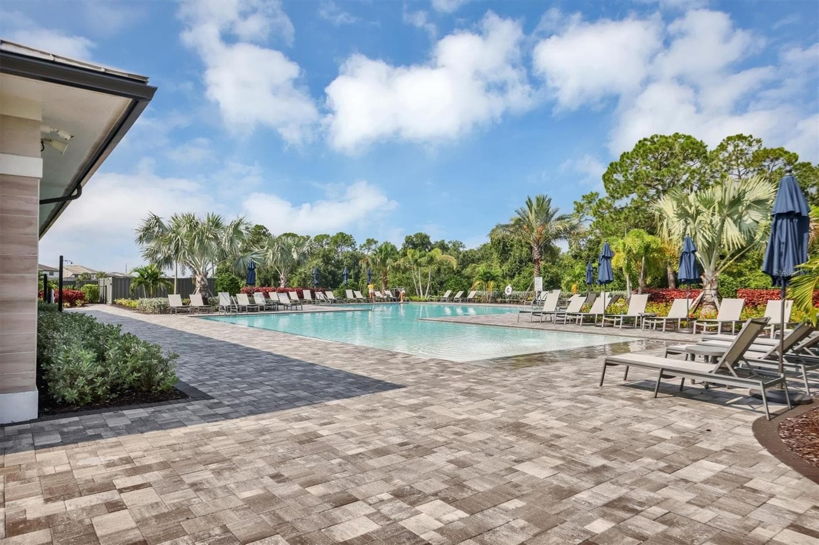 Single Family Residence at 6126 BLUESTAR CT, LAKEWOOD RANCH, photo 36 of 52