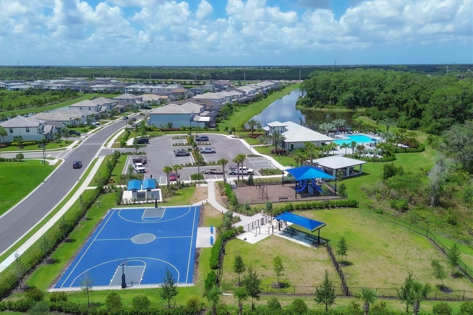 Single Family Residence at 6126 BLUESTAR CT, LAKEWOOD RANCH, photo 52 of 52