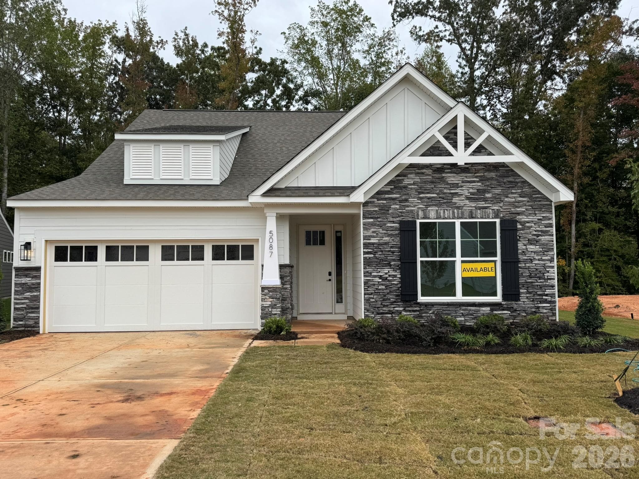 5087 McLaughlin Loop