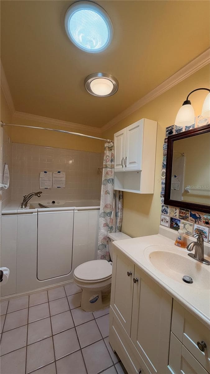 Condominium at 2322 LANCASTER DR, SUN CITY CENTER, photo 14 of 43