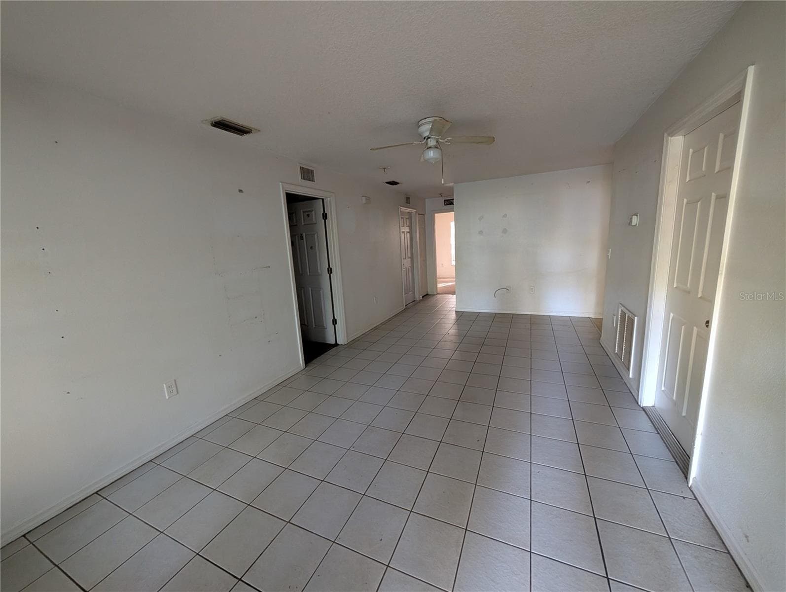 Single Family Residence at 3510 CENTRAL AVE, SARASOTA, photo 3 of 21
