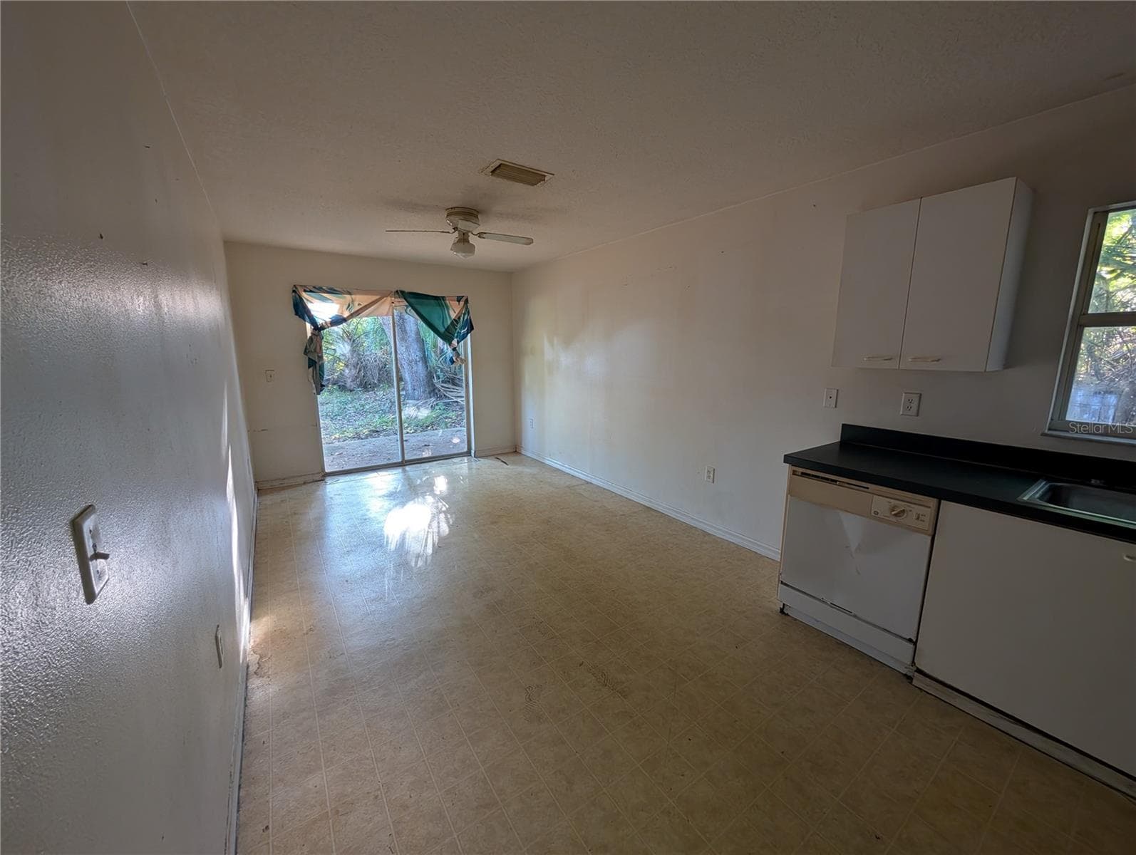 Single Family Residence at 3510 CENTRAL AVE, SARASOTA, photo 12 of 21