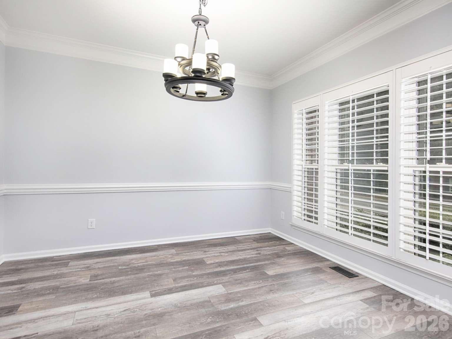 Single Family Residence at 166 Laurel Glen Drive, Mooresville, photo 6 of 40