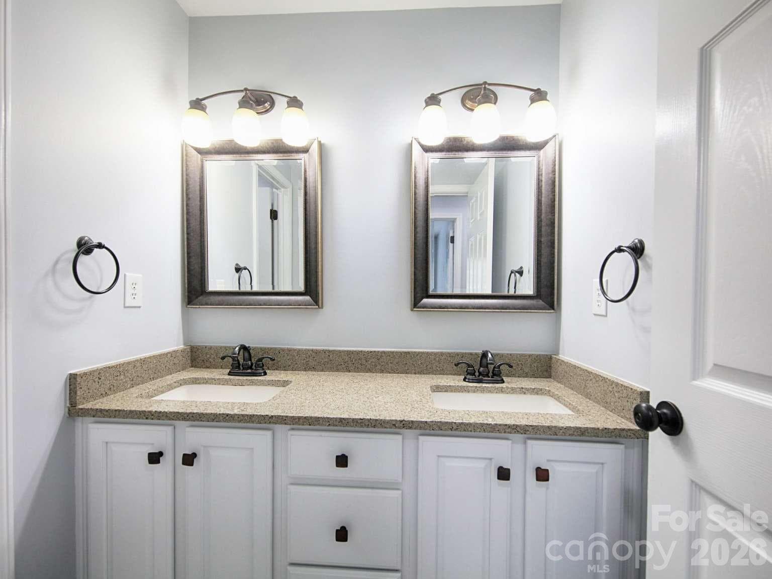 Single Family Residence at 166 Laurel Glen Drive, Mooresville, photo 27 of 40