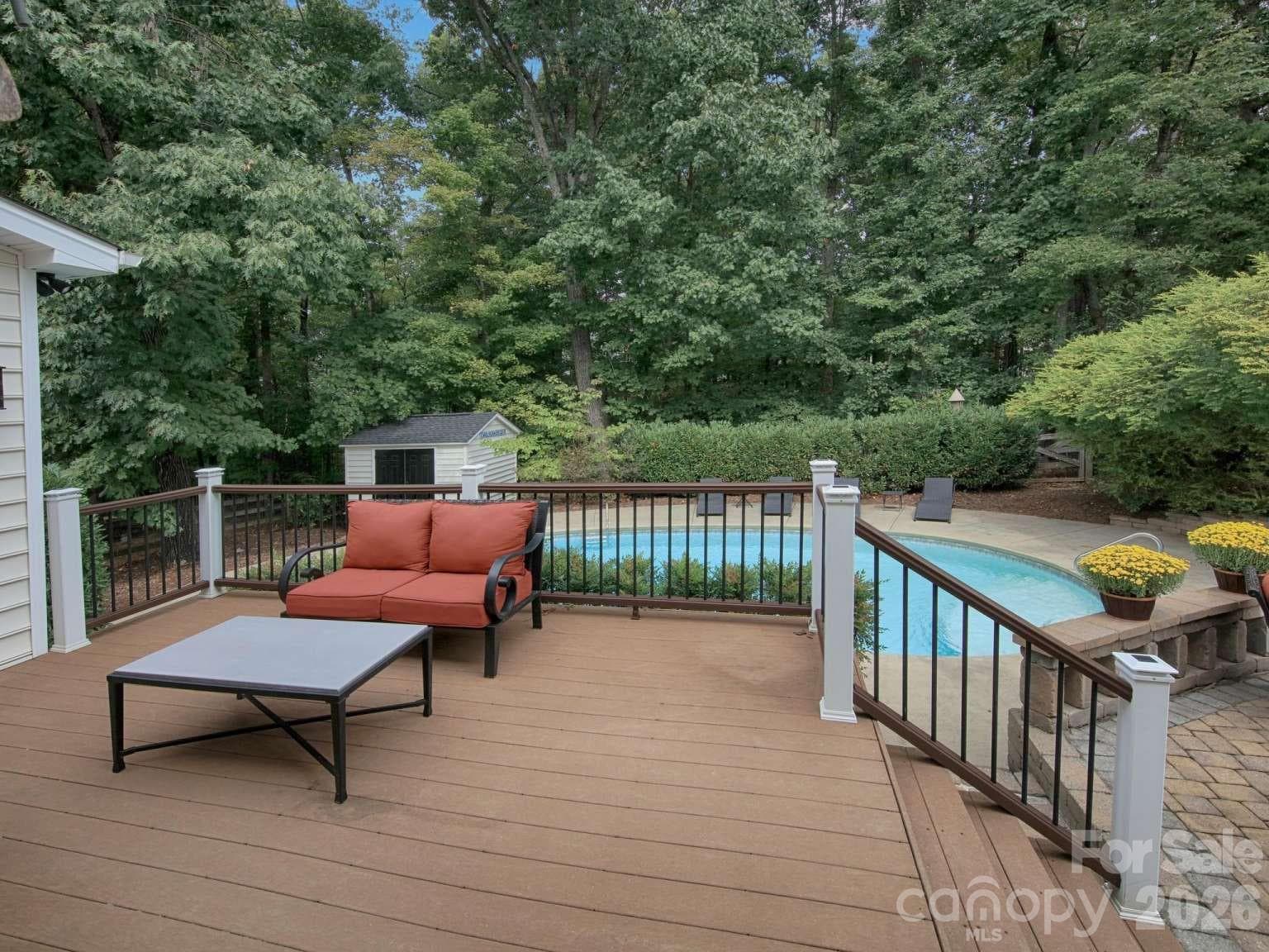Single Family Residence at 166 Laurel Glen Drive, Mooresville, photo 33 of 40