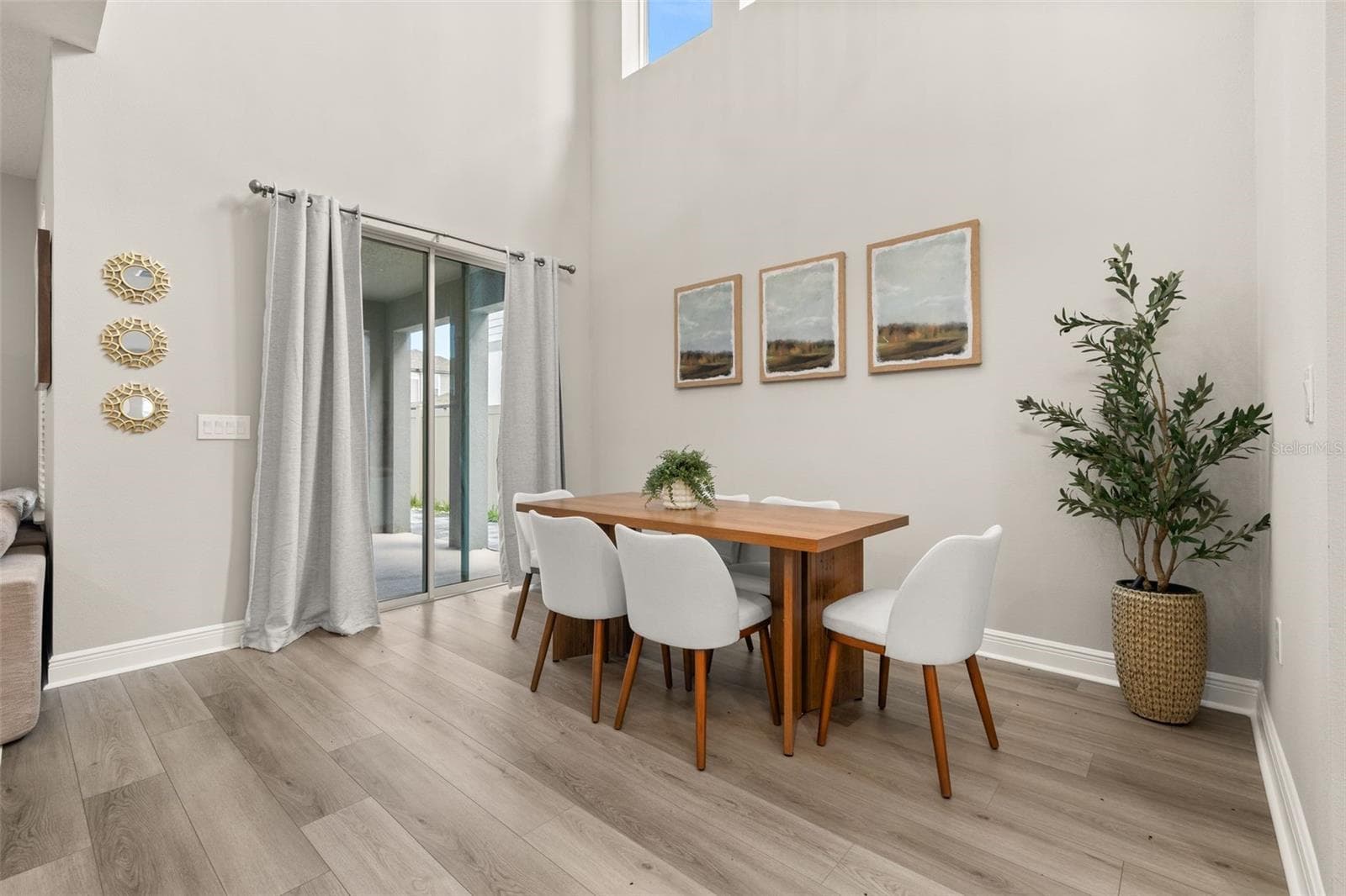 Single Family Residence at 14099 FRASIER ST, WINTER GARDEN, photo 17 of 91