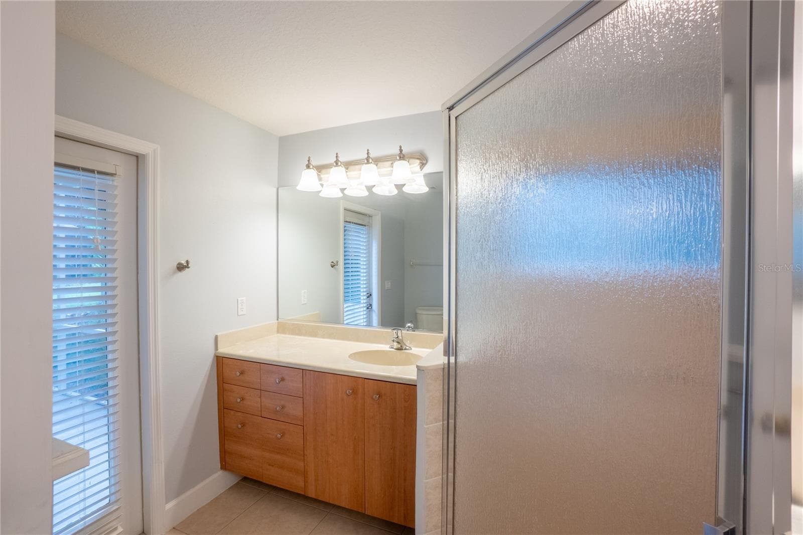 Single Family Residence at 74 SOUTHLAKE DR, PALM COAST, photo 50 of 76