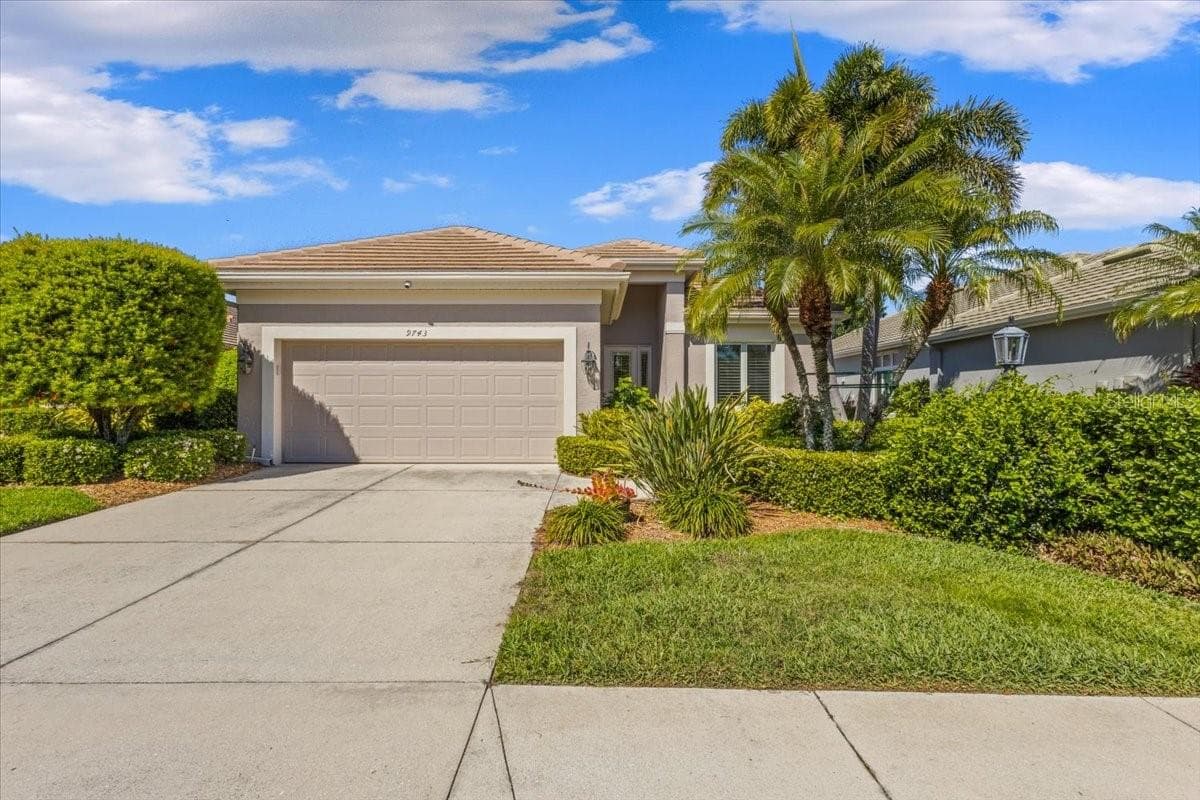 Single Family Residence at 9743 53RD DR E, BRADENTON, photo 6 of 85