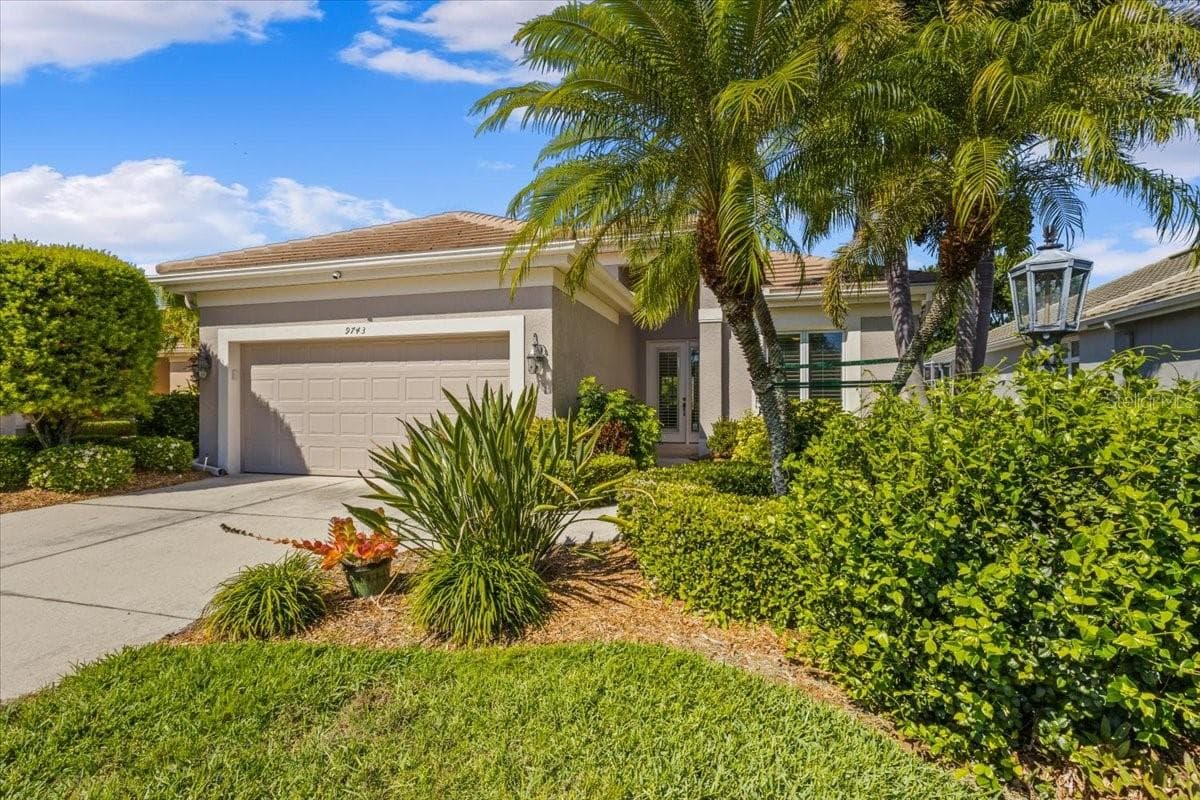 Single Family Residence at 9743 53RD DR E, BRADENTON, photo 7 of 85