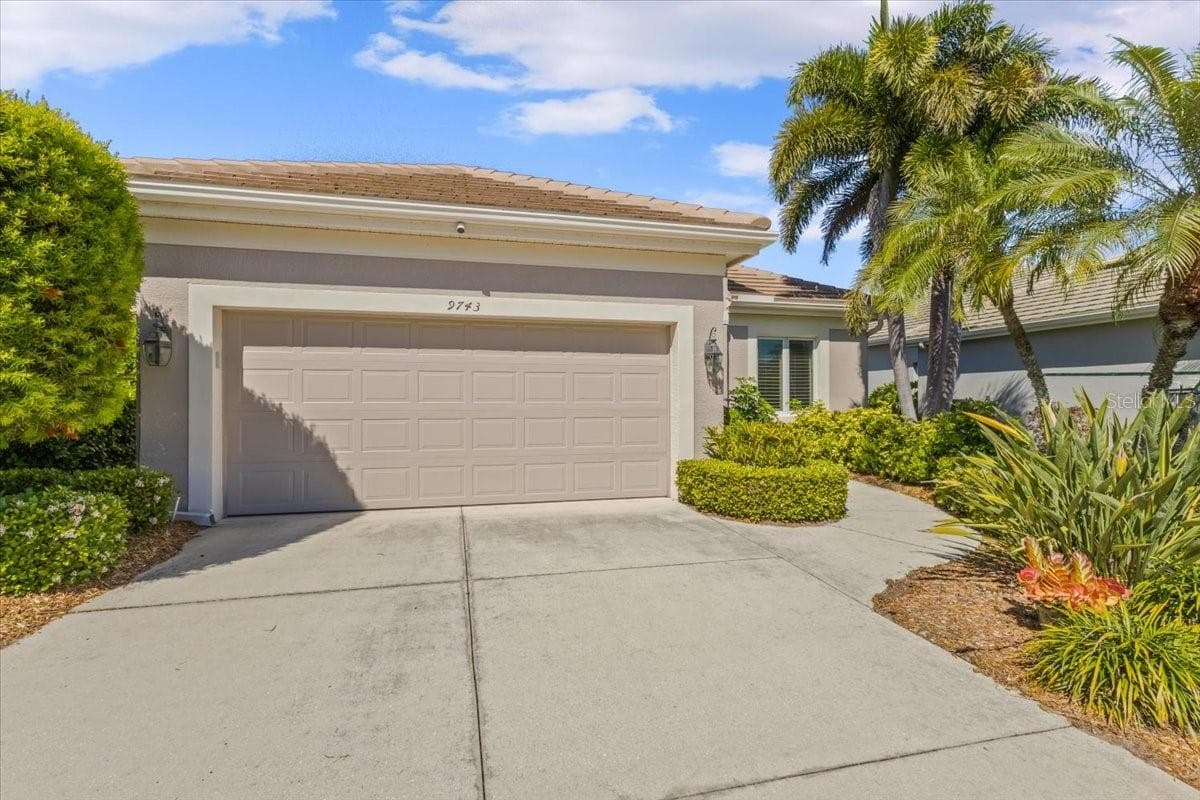 Single Family Residence at 9743 53RD DR E, BRADENTON, photo 8 of 85