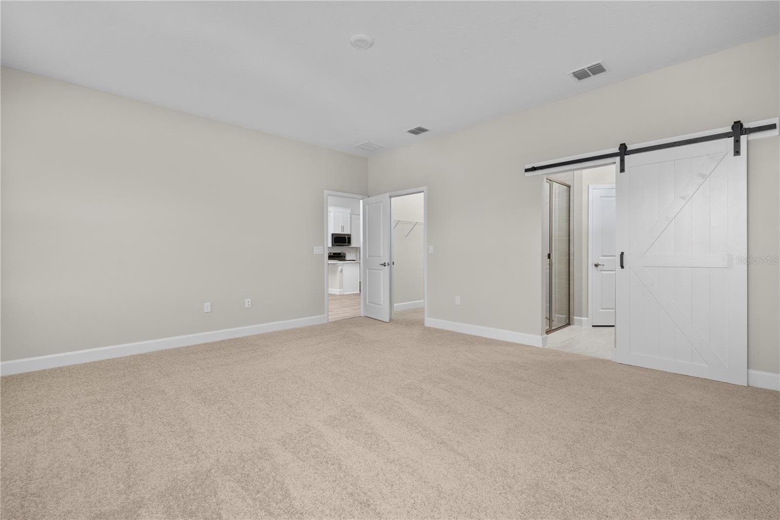 Single Family Residence at 1120 CHESTNUT ST, CLERMONT, photo 22 of 44