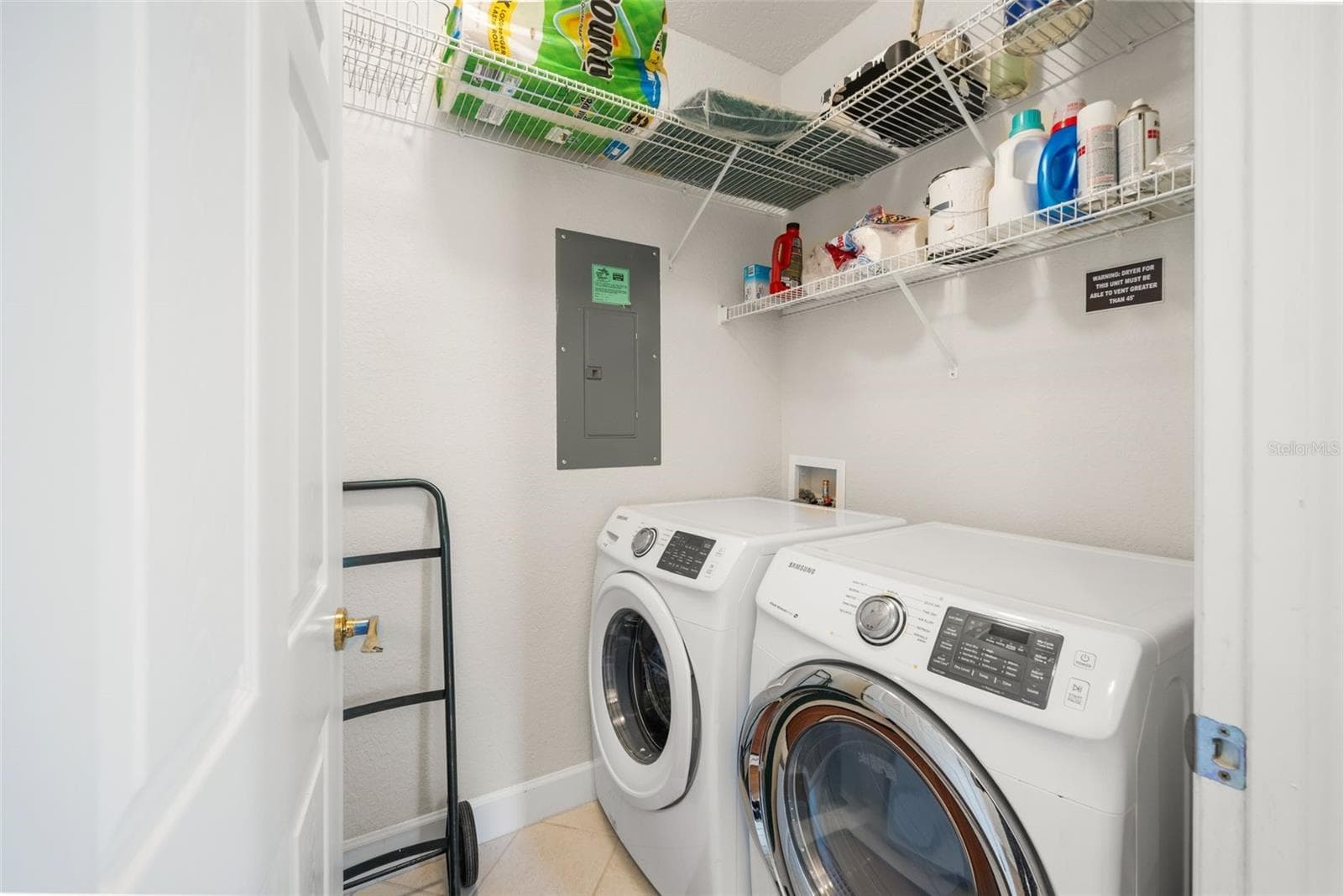 Laundry room - 4715 SW 91ST DR #201, GAINESVILLE