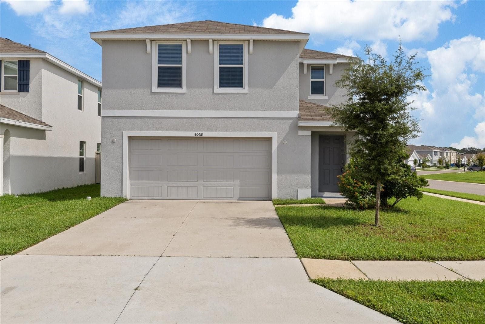 Front of the house - 4568 SAND DOLLAR WAY, ZEPHYRHILLS