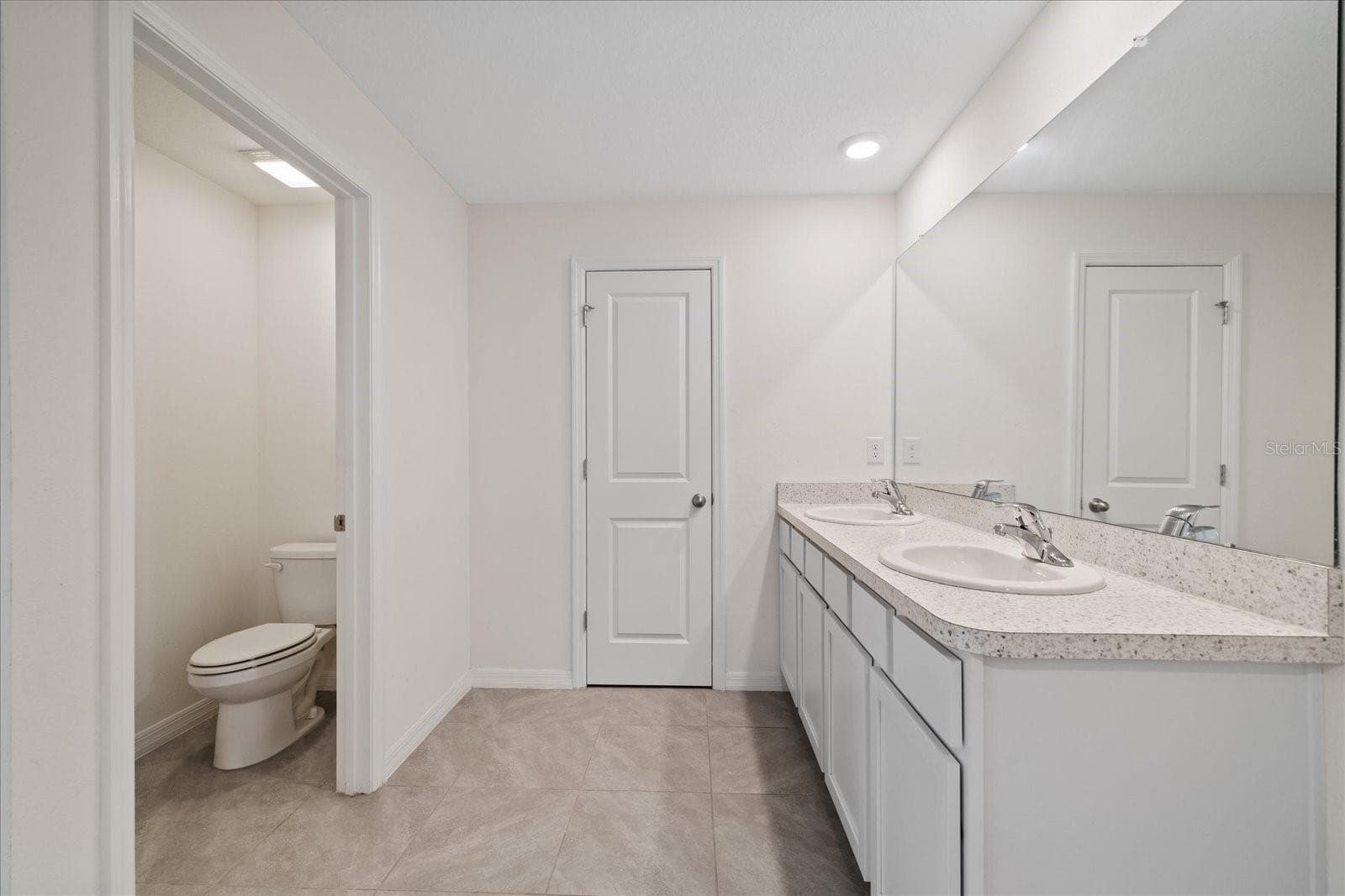Master bath - 4568 SAND DOLLAR WAY, ZEPHYRHILLS
