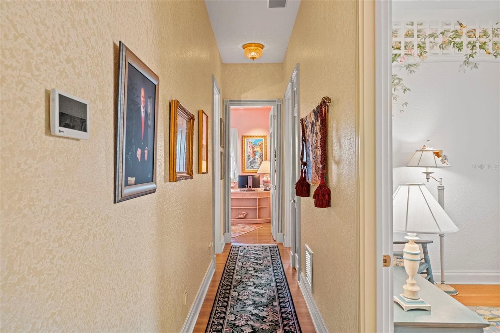 Hallway to the Guest Suites - 964 MONTE CRISTO BLVD, TIERRA VERDE