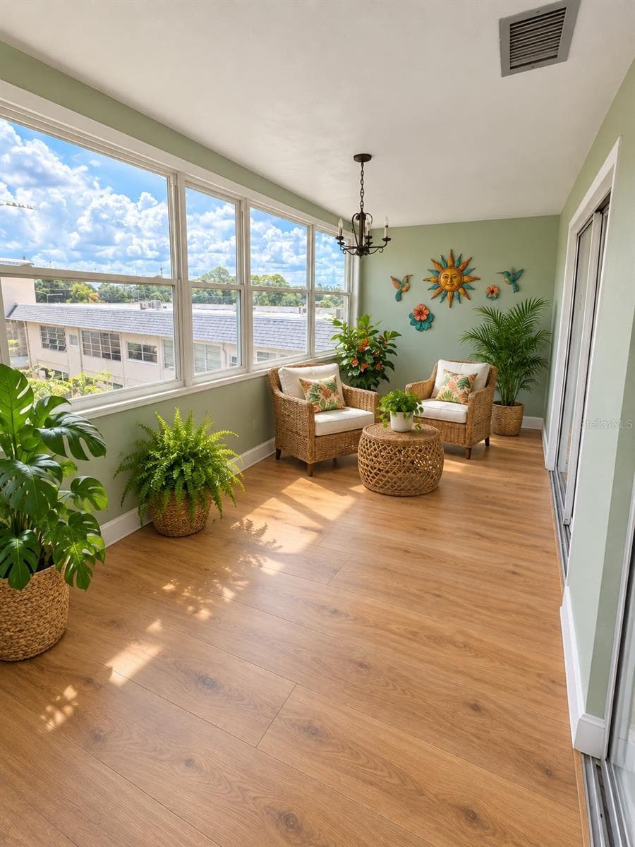 Florida Room Staged & Remodeled - 5725 12TH AVE N #306D, ST PETERSBURG