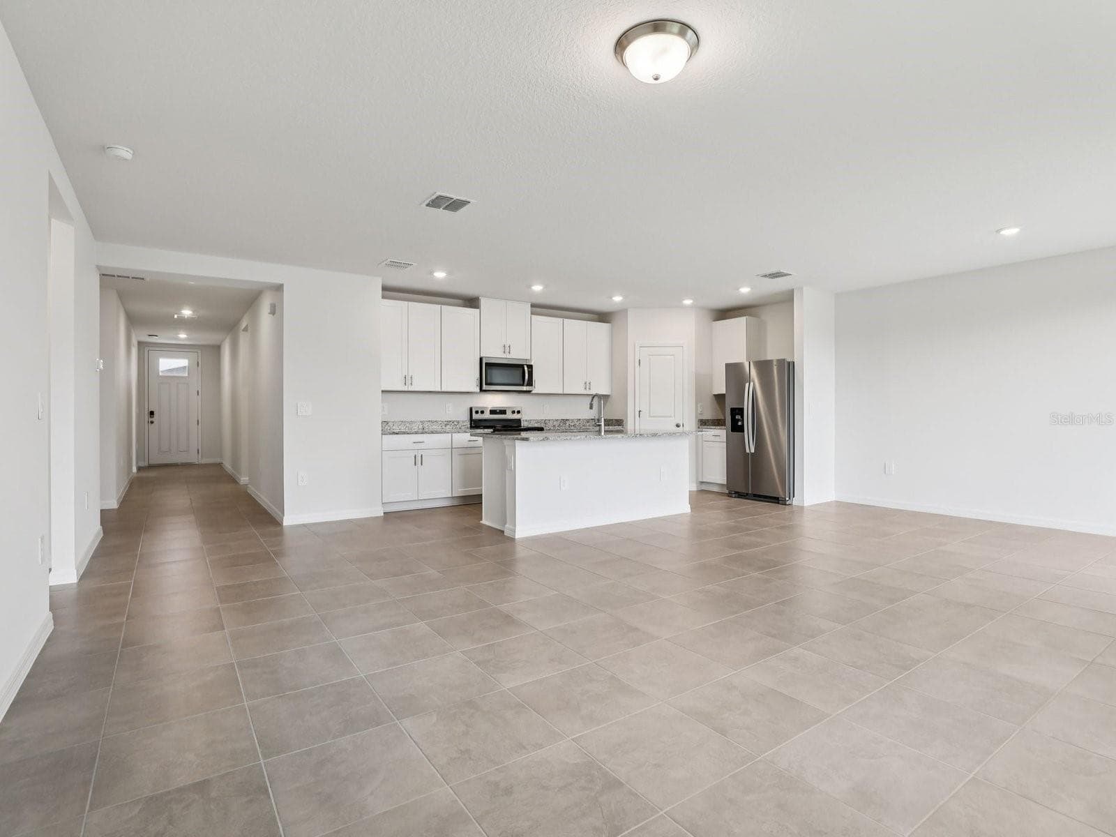 Single Family Residence at 1757 FOREST RUN LN, AUBURNDALE, photo 4 of 15