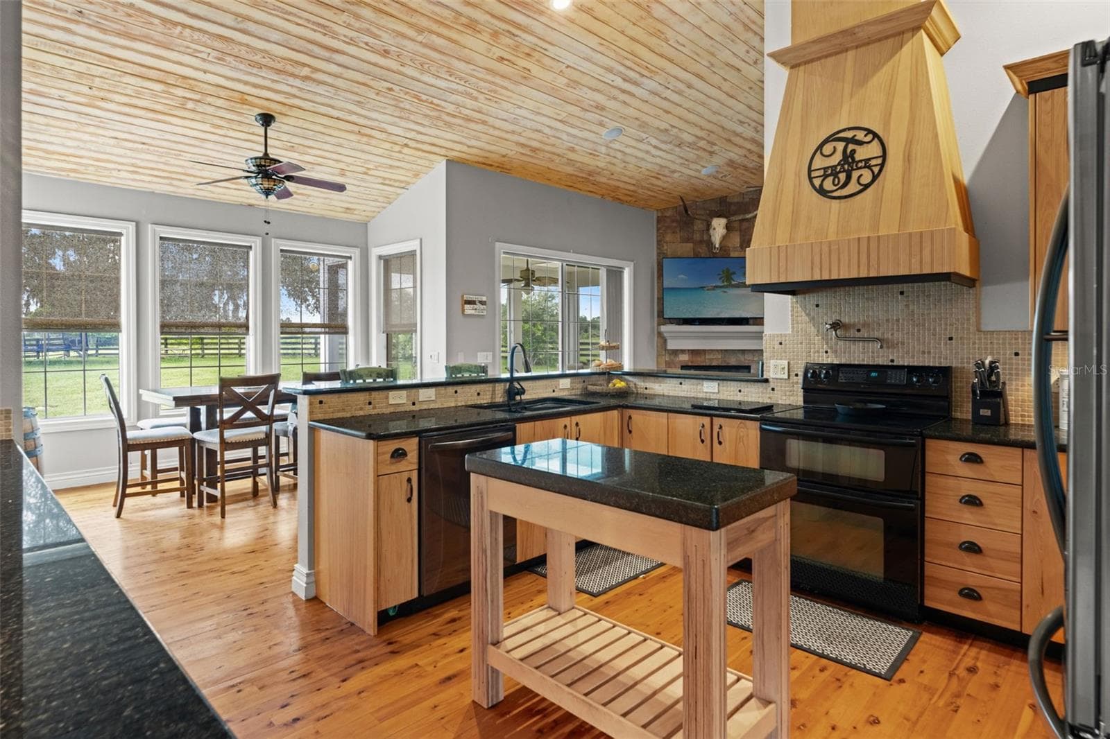 Single Family Residence at 18351 KUKA LN, SPRING HILL, photo 7 of 75