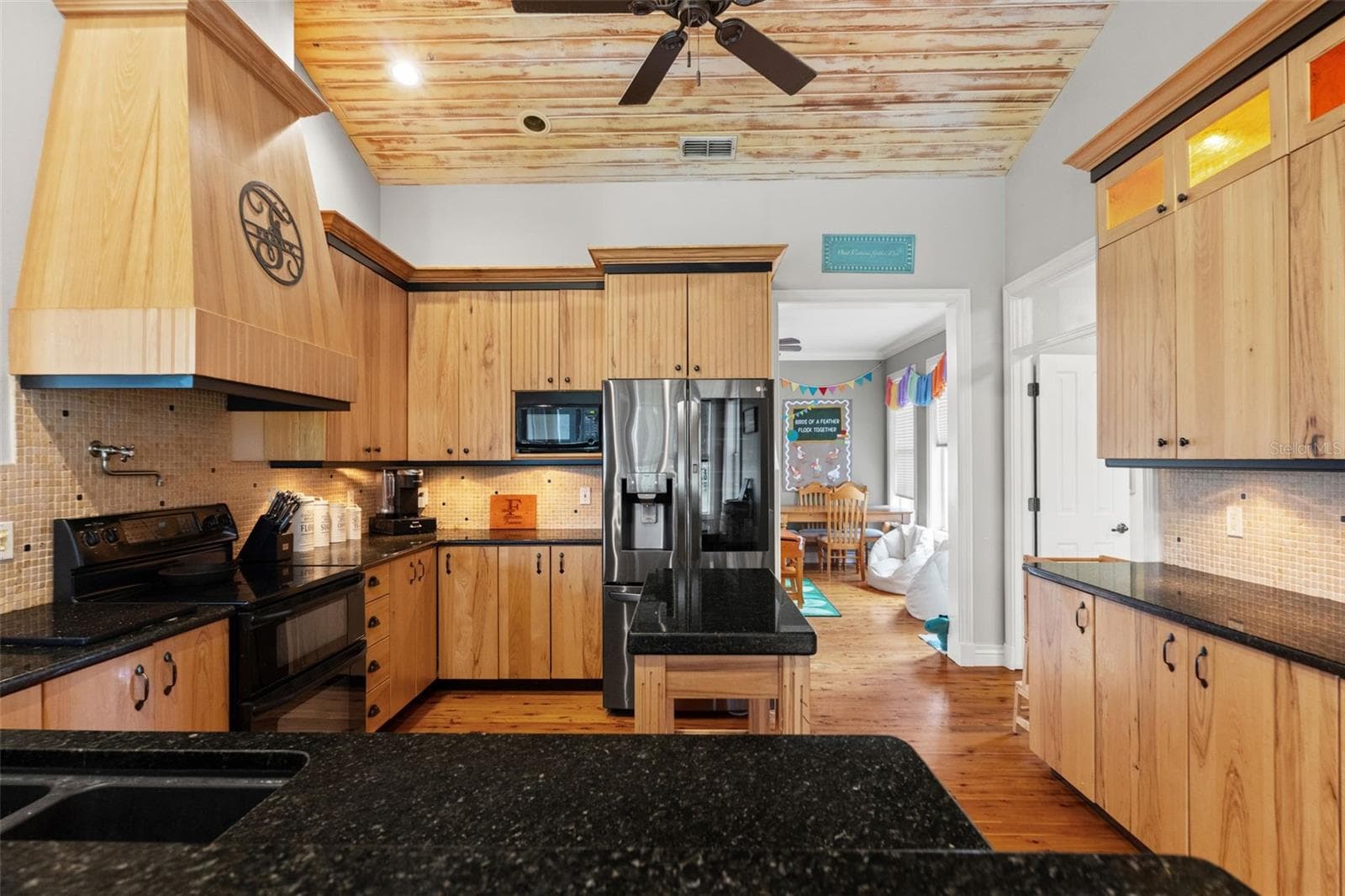Single Family Residence at 18351 KUKA LN, SPRING HILL, photo 9 of 75