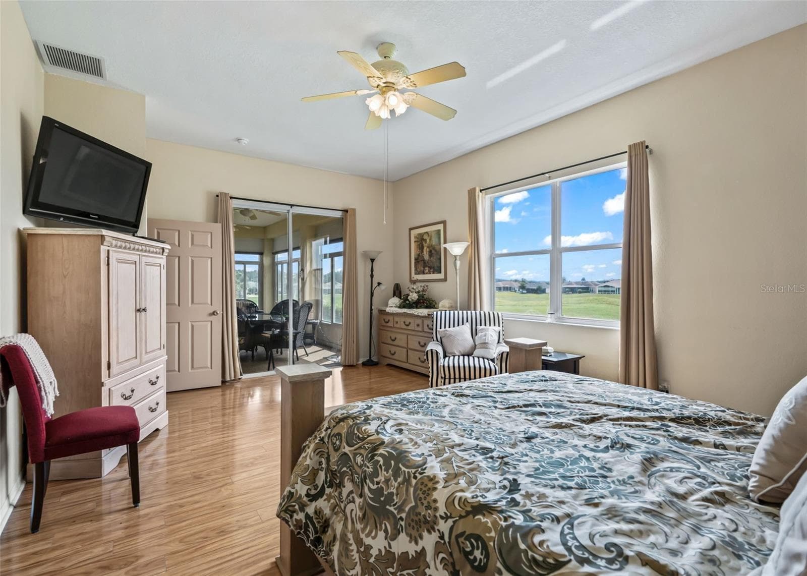 Primary Suite w/Access to Florida Rm - 17021 SE 115TH TERRACE RD, SUMMERFIELD