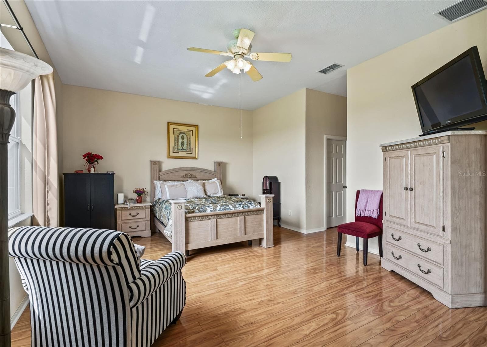 Primary Suite w/2 Walk in Closets & En Suite - 17021 SE 115TH TERRACE RD, SUMMERFIELD