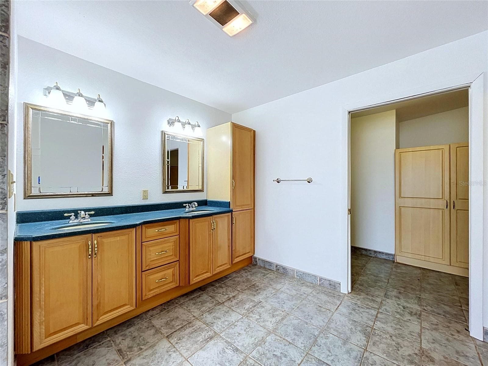 Bathroom 3 - Additional view of bathroom vanity and cabinetry - 1348 EDGEWATER BEACH DR, LAKELAND