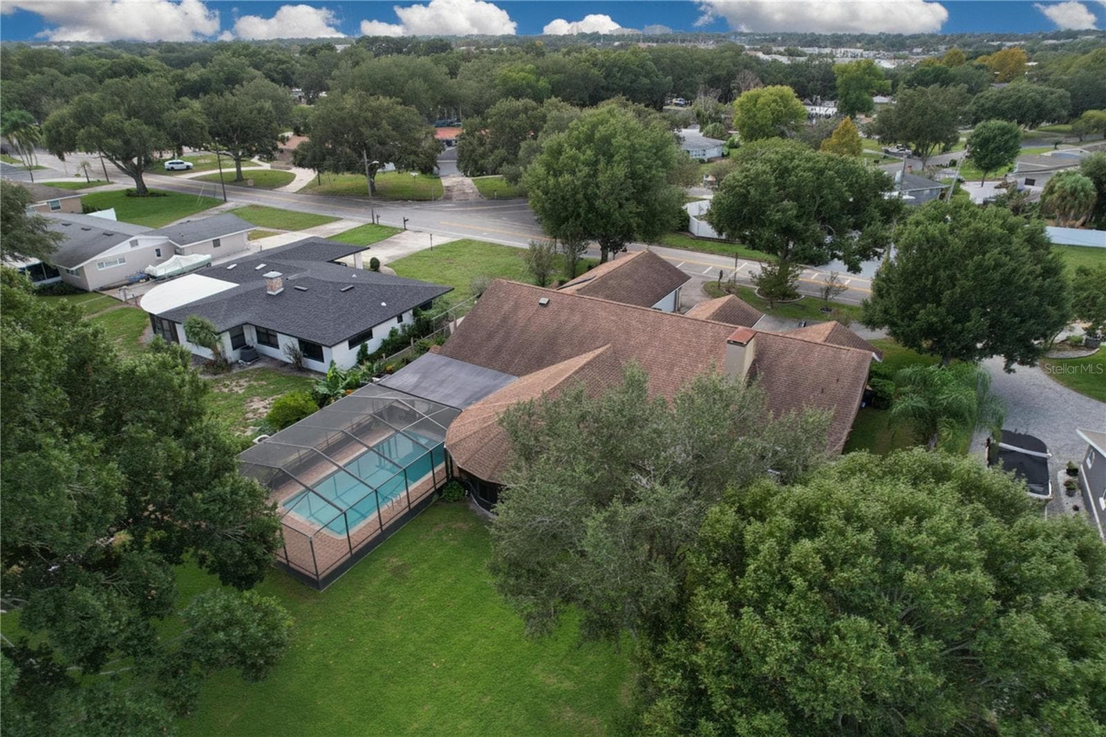 Aerial view of back of property - 1348 EDGEWATER BEACH DR, LAKELAND