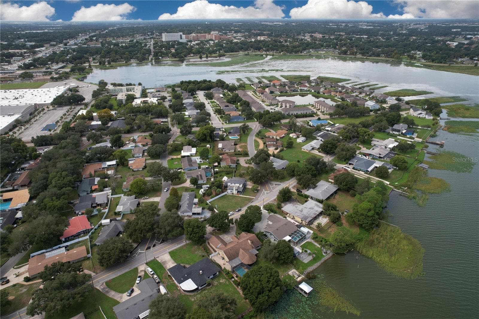 Aerial view of property - 1348 EDGEWATER BEACH DR, LAKELAND