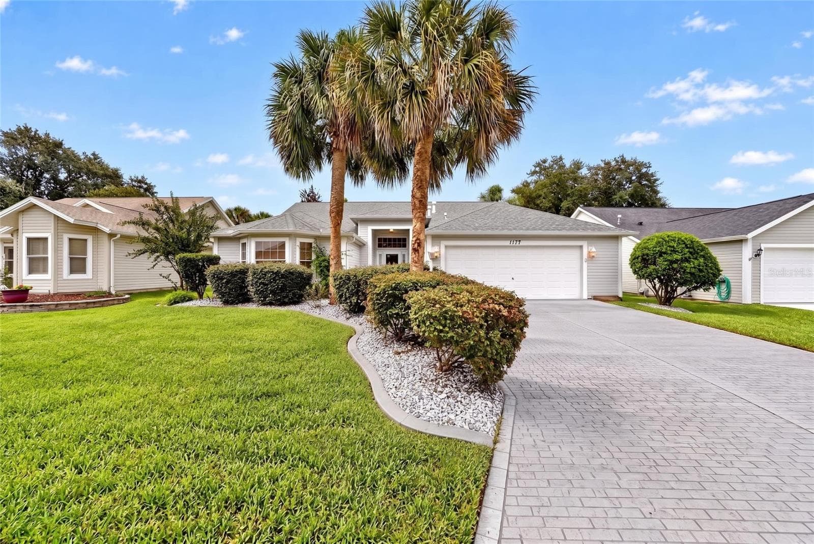 Single Family Residence at 1177 OAK FOREST DR, THE VILLAGES, photo 2 of 47