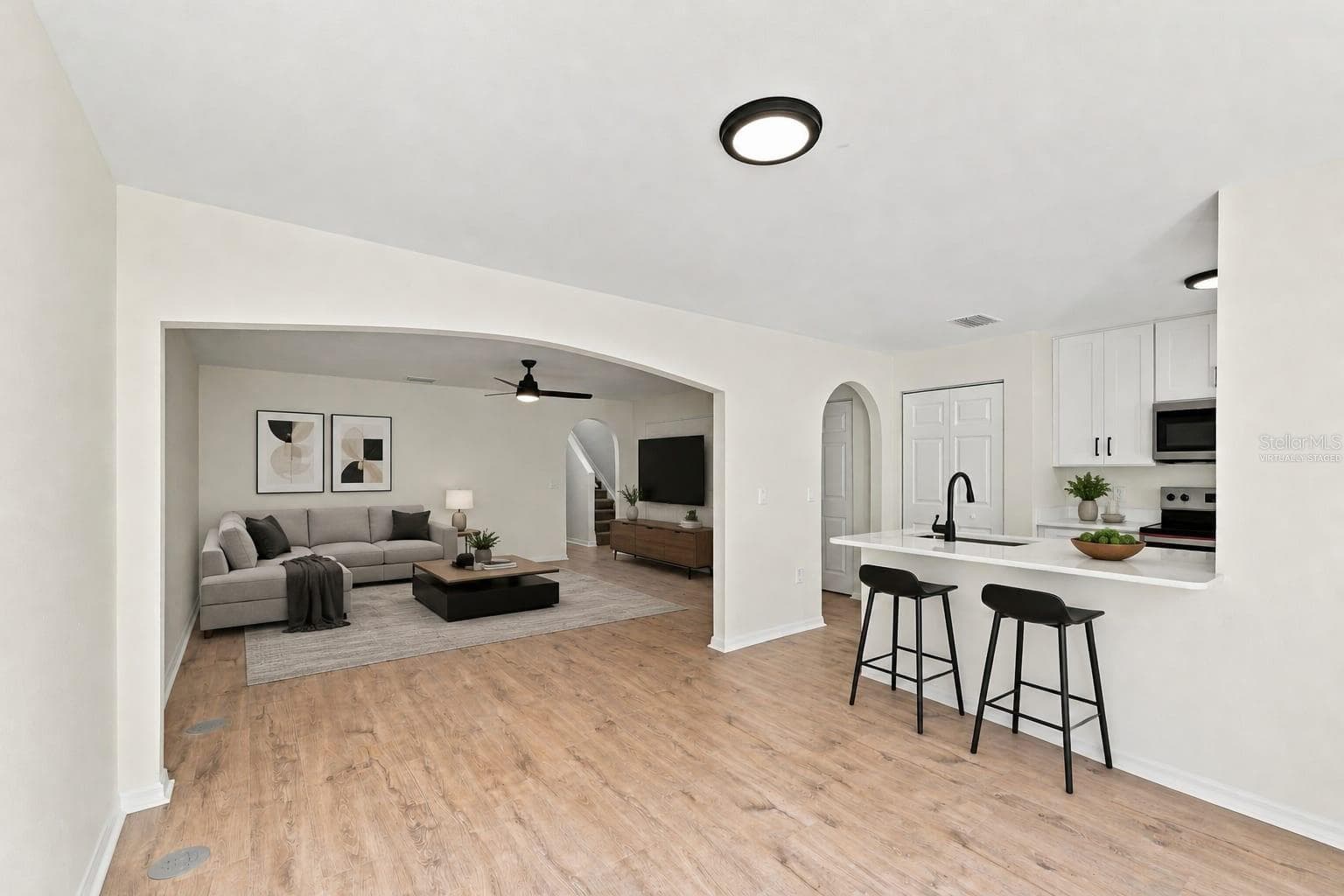 virtually staged - 9951 ASHBURN LAKE DR, TAMPA