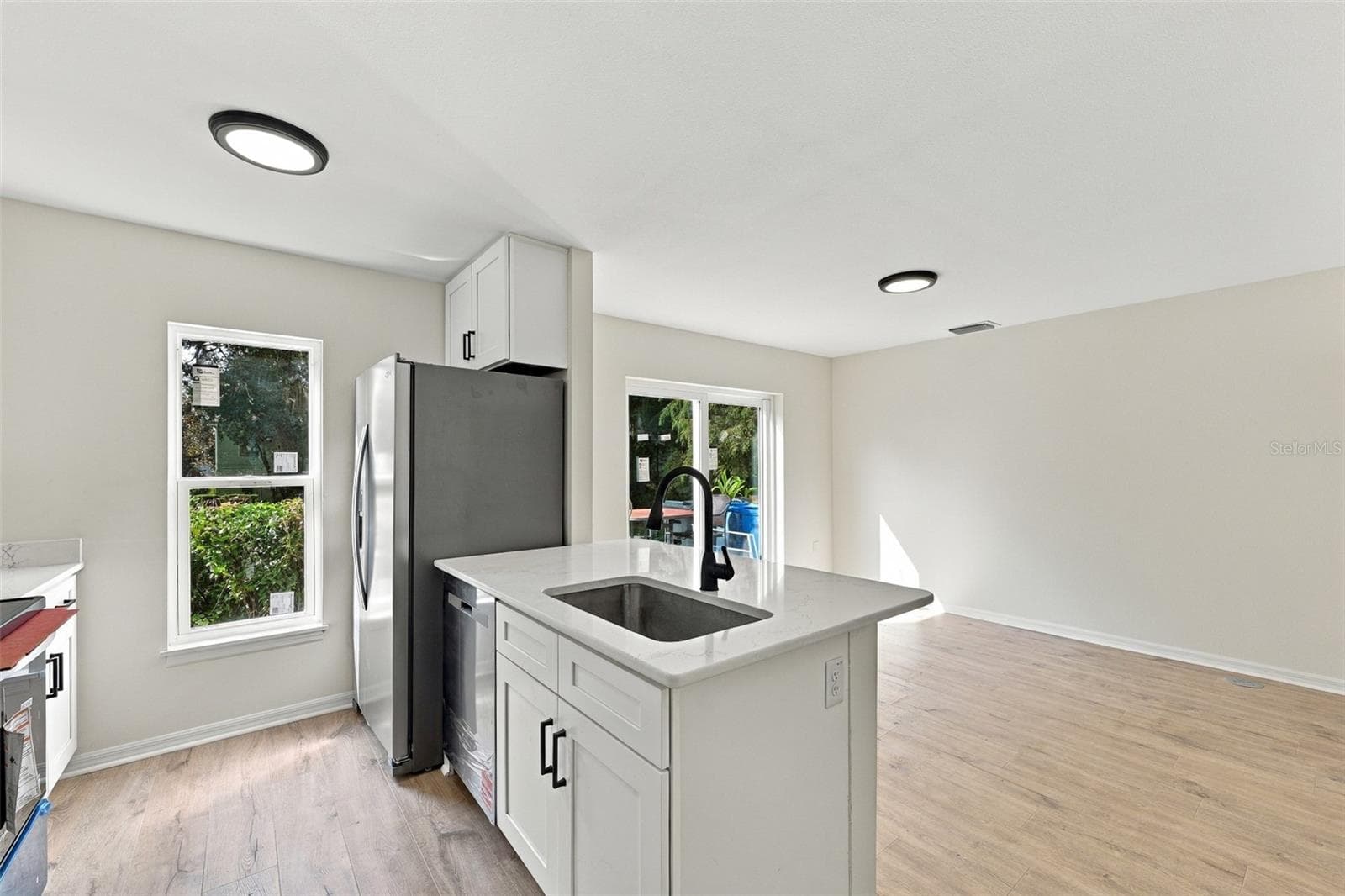 Townhouse at 9951 ASHBURN LAKE DR, TAMPA, photo 12 of 44