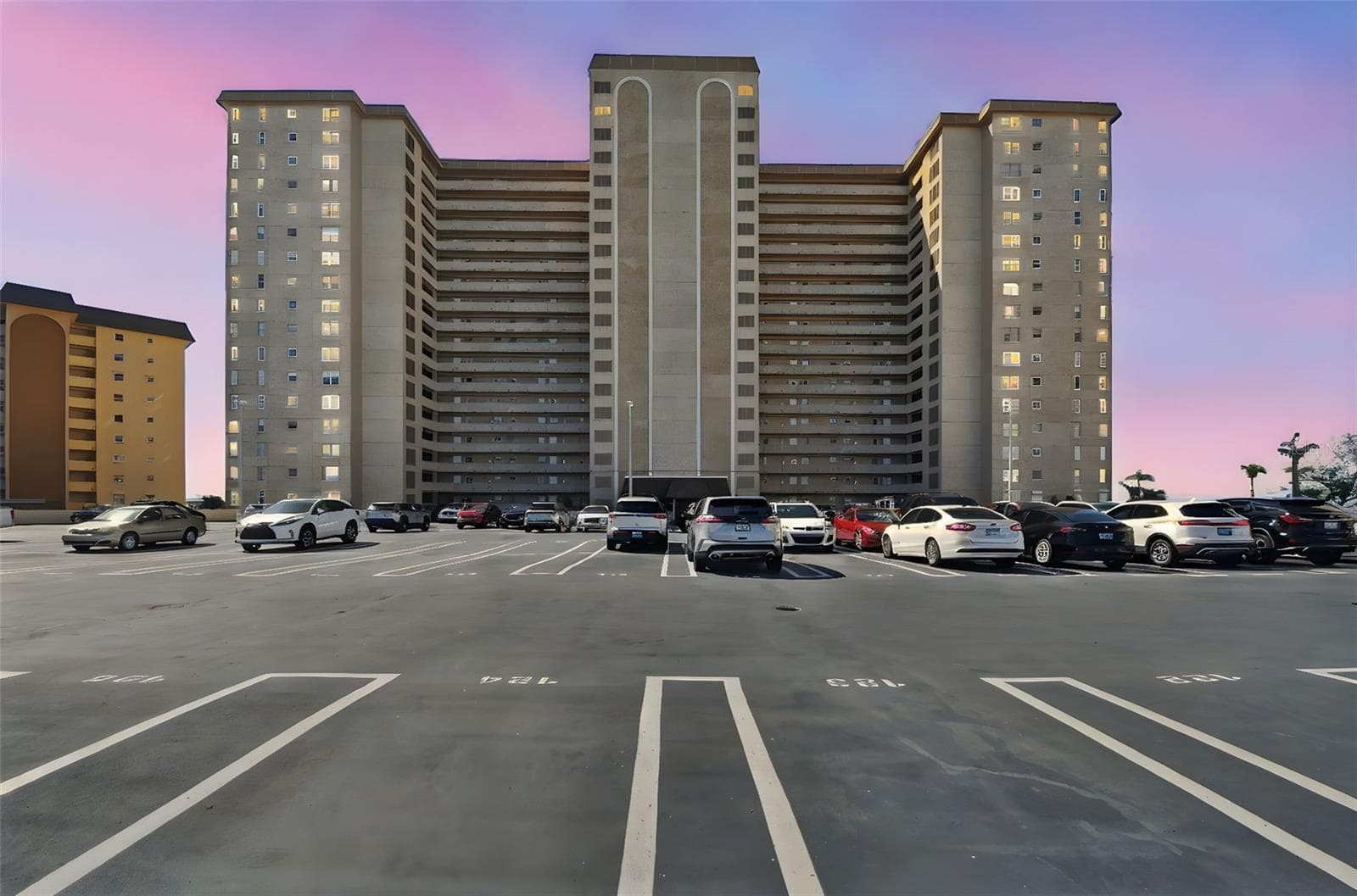 Condominium at 5200 BRITTANY DR S #206, ST PETERSBURG, photo 31 of 66