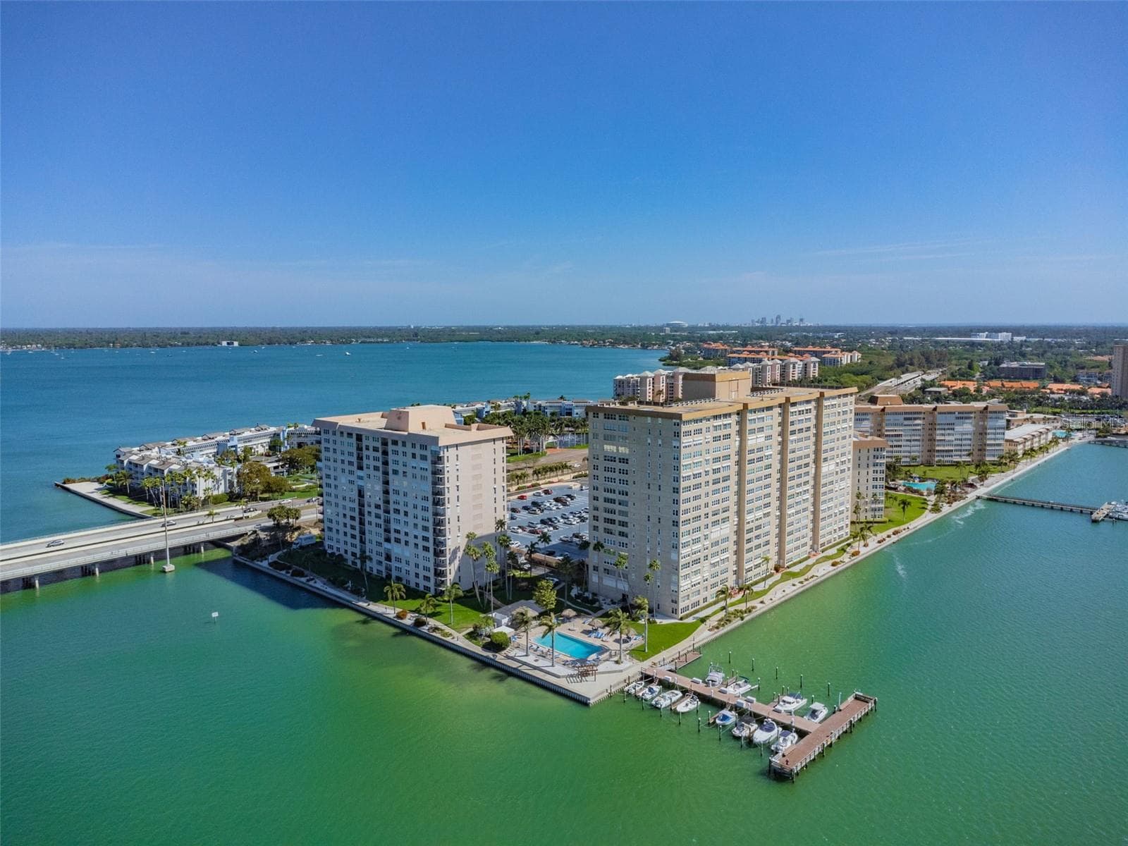 Condominium at 5200 BRITTANY DR S #206, ST PETERSBURG, photo 40 of 66