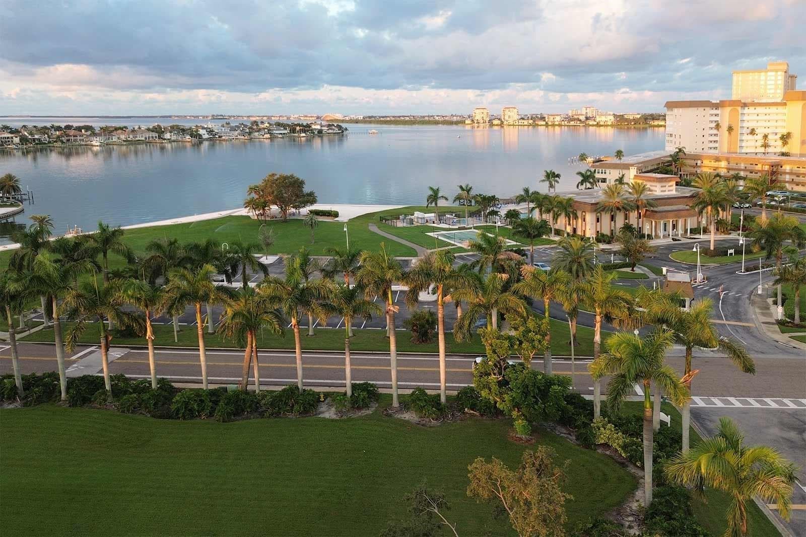 Condominium at 5200 BRITTANY DR S #206, ST PETERSBURG, photo 49 of 66