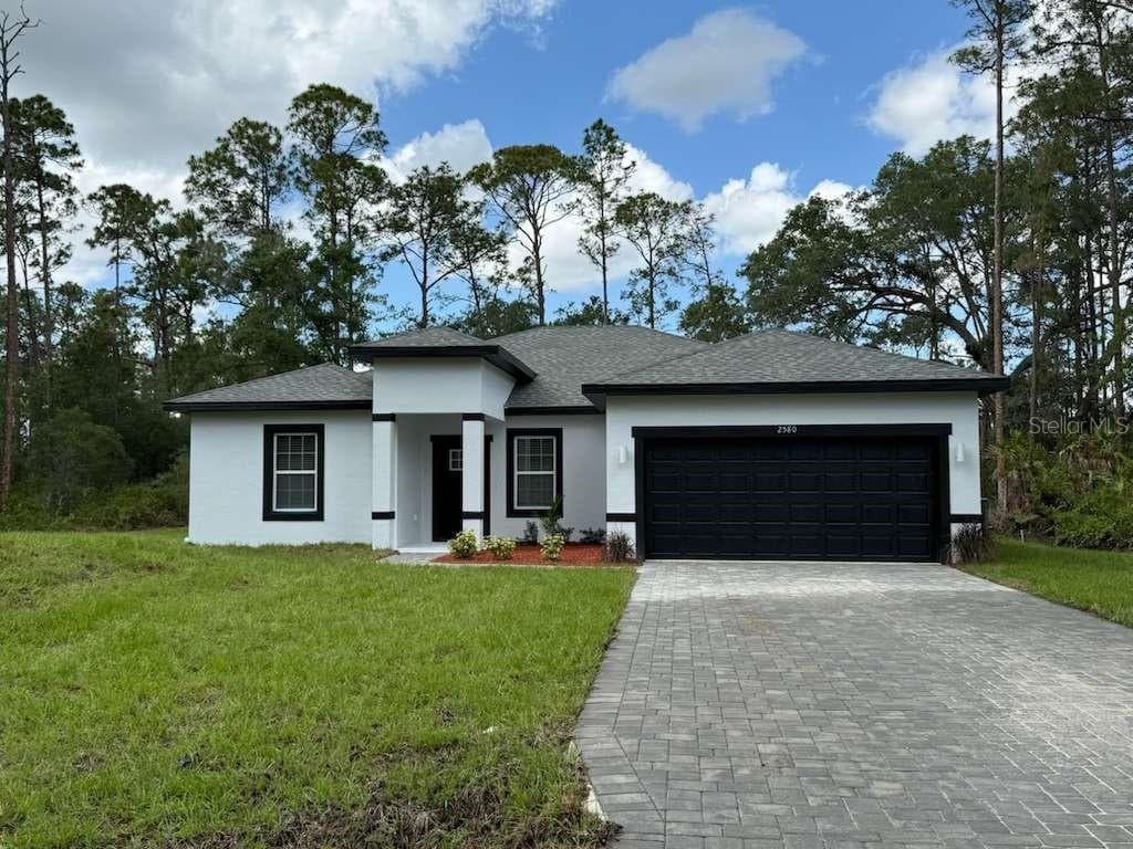 3831 POINCIANA DR