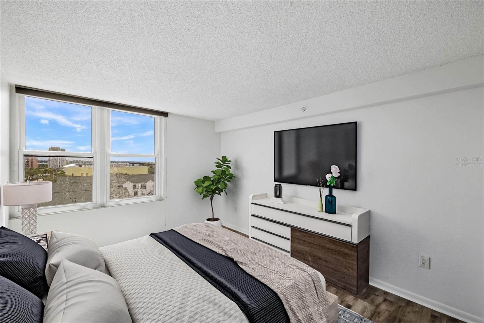 *Furniture virtually staged - 400 ISLAND WAY #701, CLEARWATER BEACH