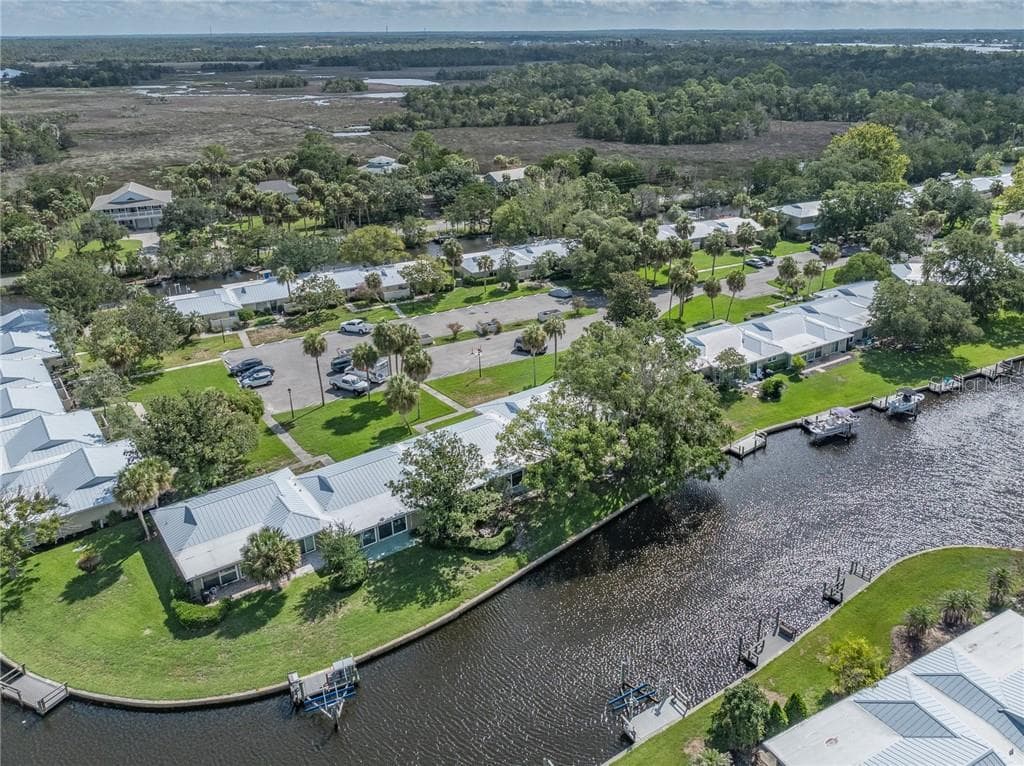 Condominium at 11255 W BAYSHORE # 81 DR #81, CRYSTAL RIVER, photo 13 of 22