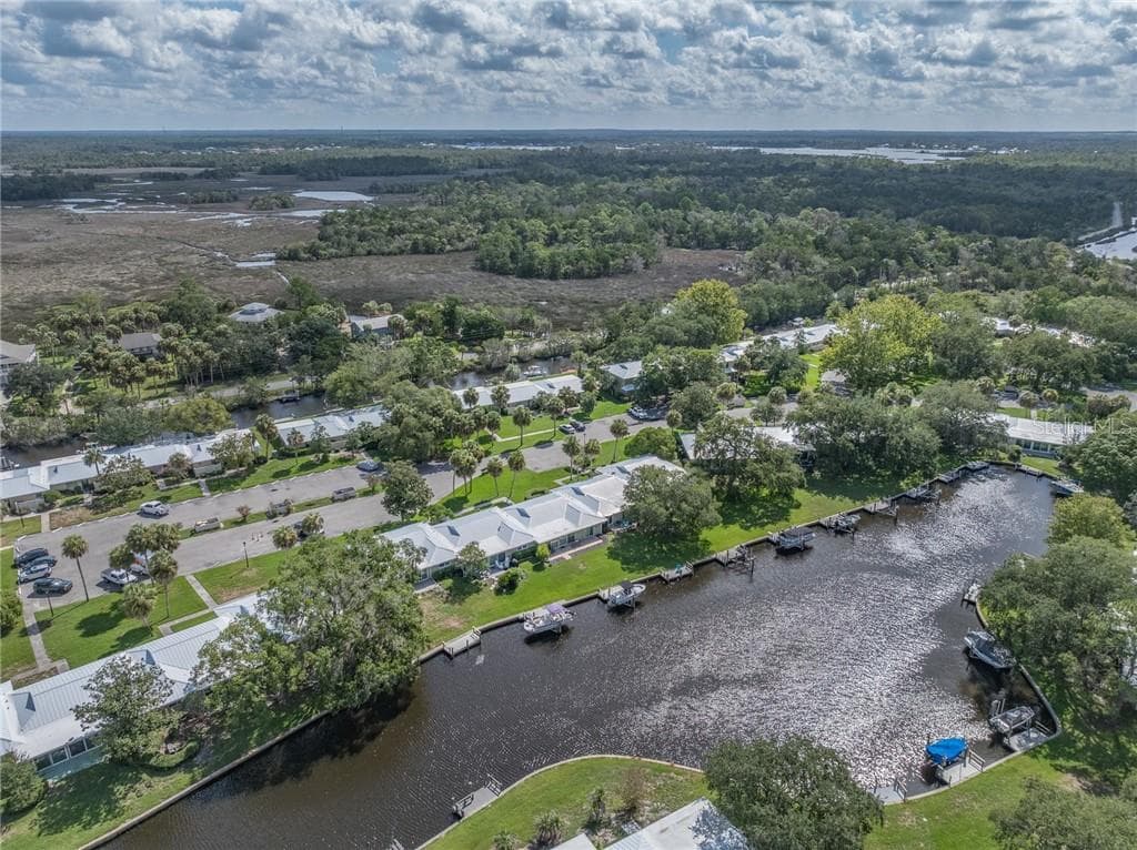 Condominium at 11255 W BAYSHORE # 81 DR #81, CRYSTAL RIVER, photo 16 of 22