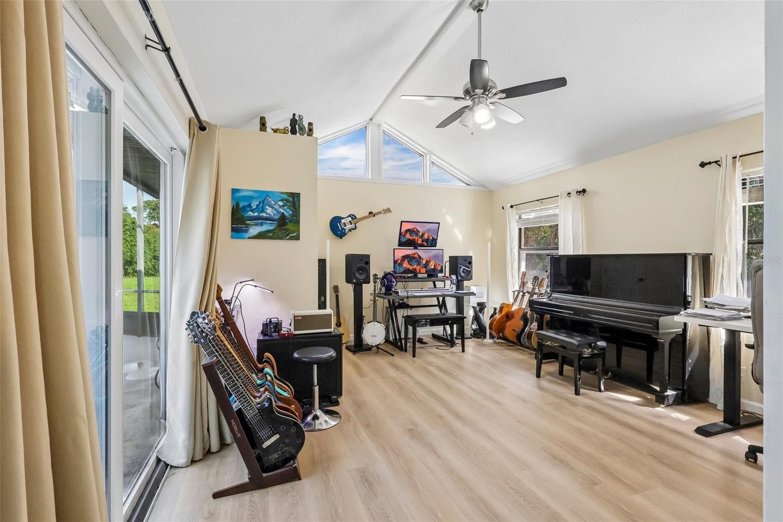 Single Family Residence at 5803 SPRUCE CREEK WOODS DR, PORT ORANGE, photo 18 of 33