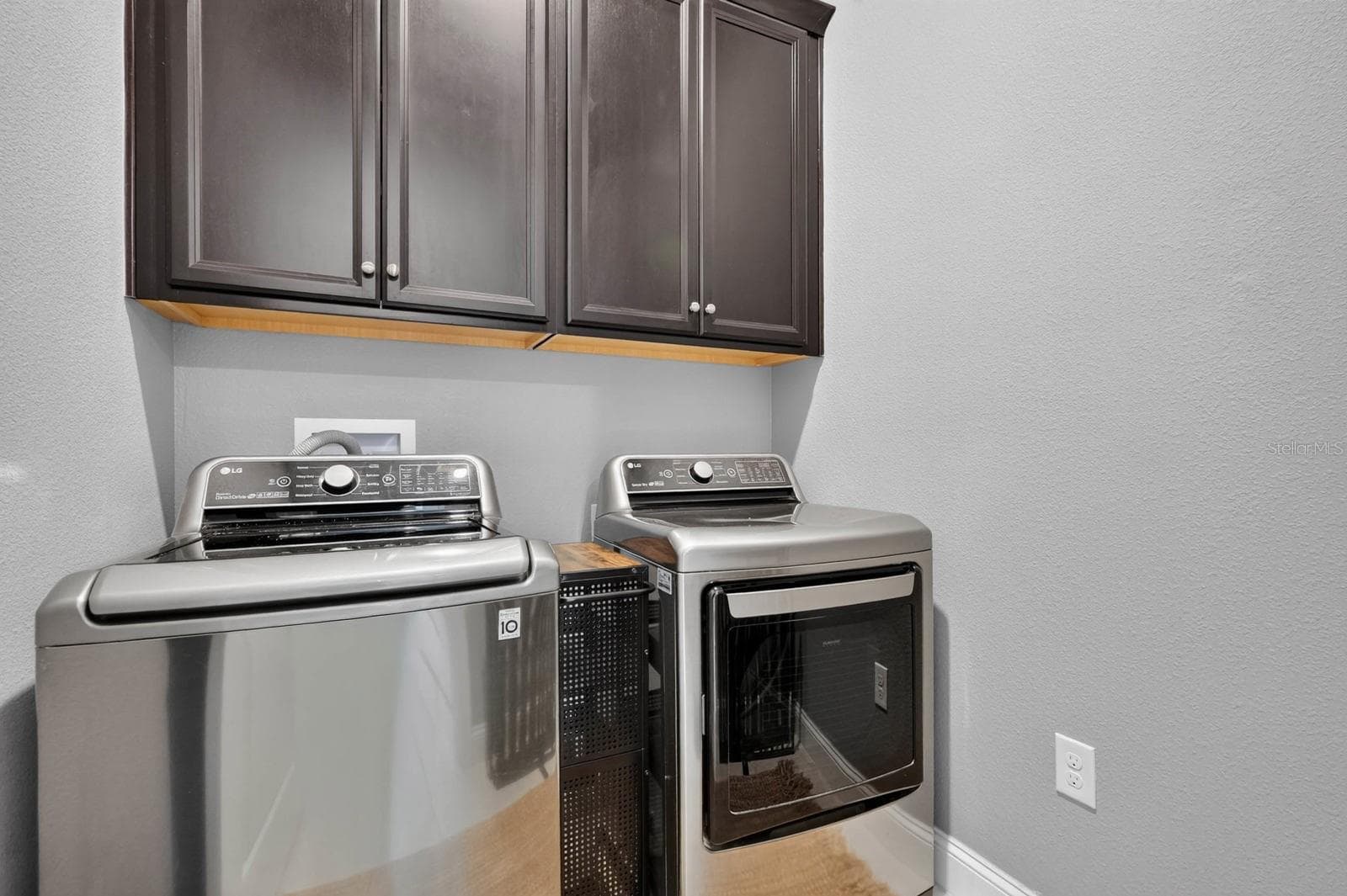 Laundry - 3250 BAILEY ANN DR, ORMOND BEACH