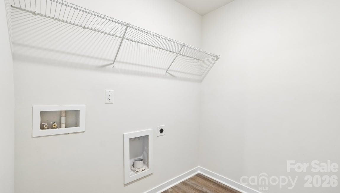 Single Family Residence at 602 Dazzle Loop, Newton, photo 50 of 57