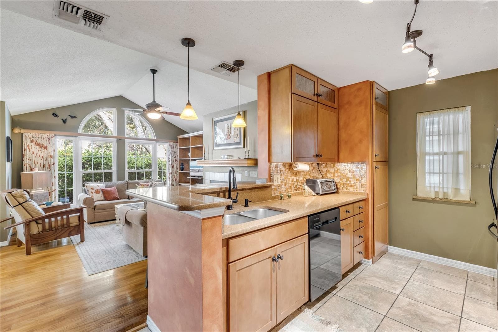 Condominium at 867 WINDOVER CT #550, NEW SMYRNA BEACH, photo 5 of 68
