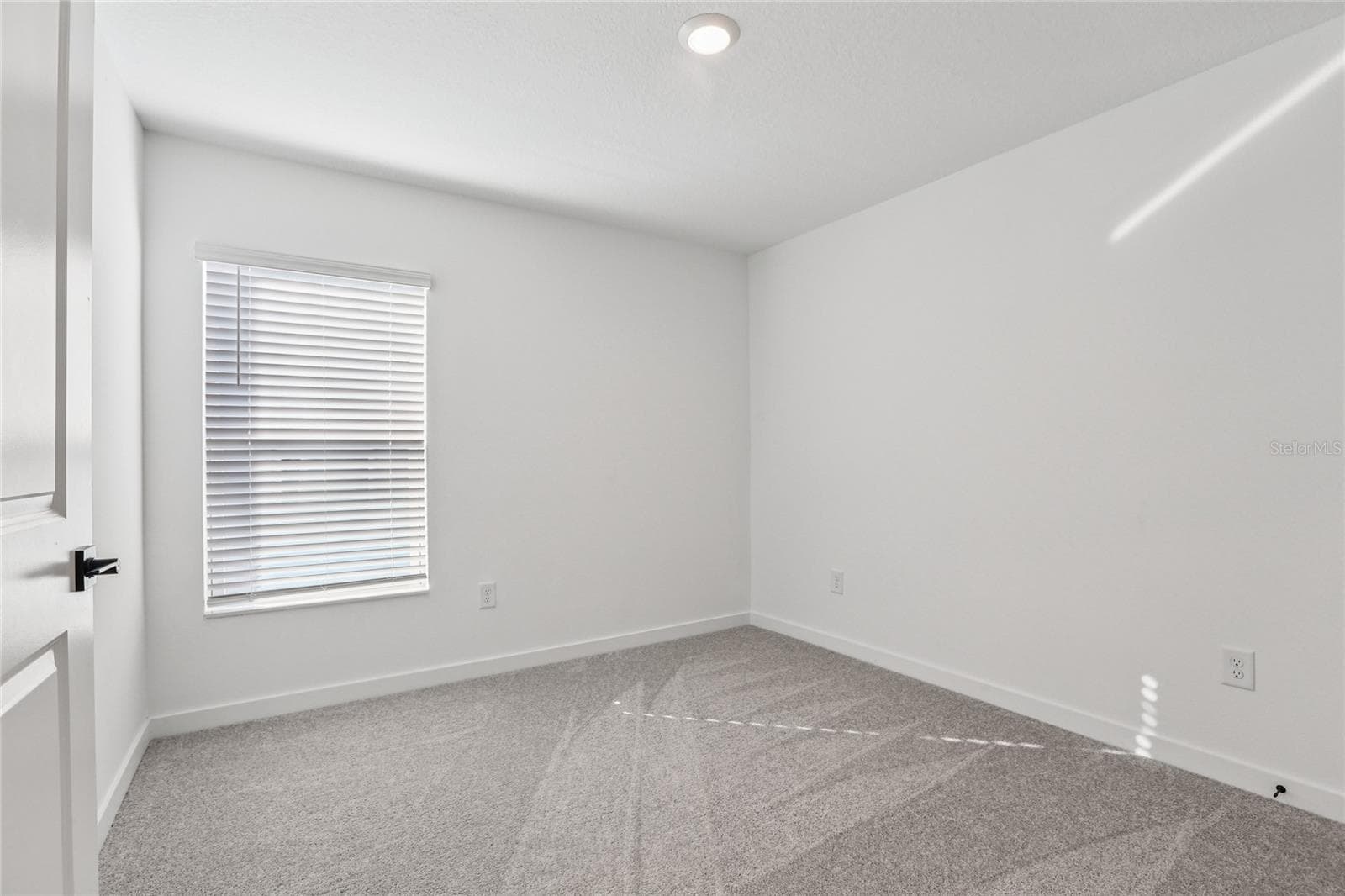 Single Family Residence at 5327 CAP RD, BROOKSVILLE, photo 7 of 15