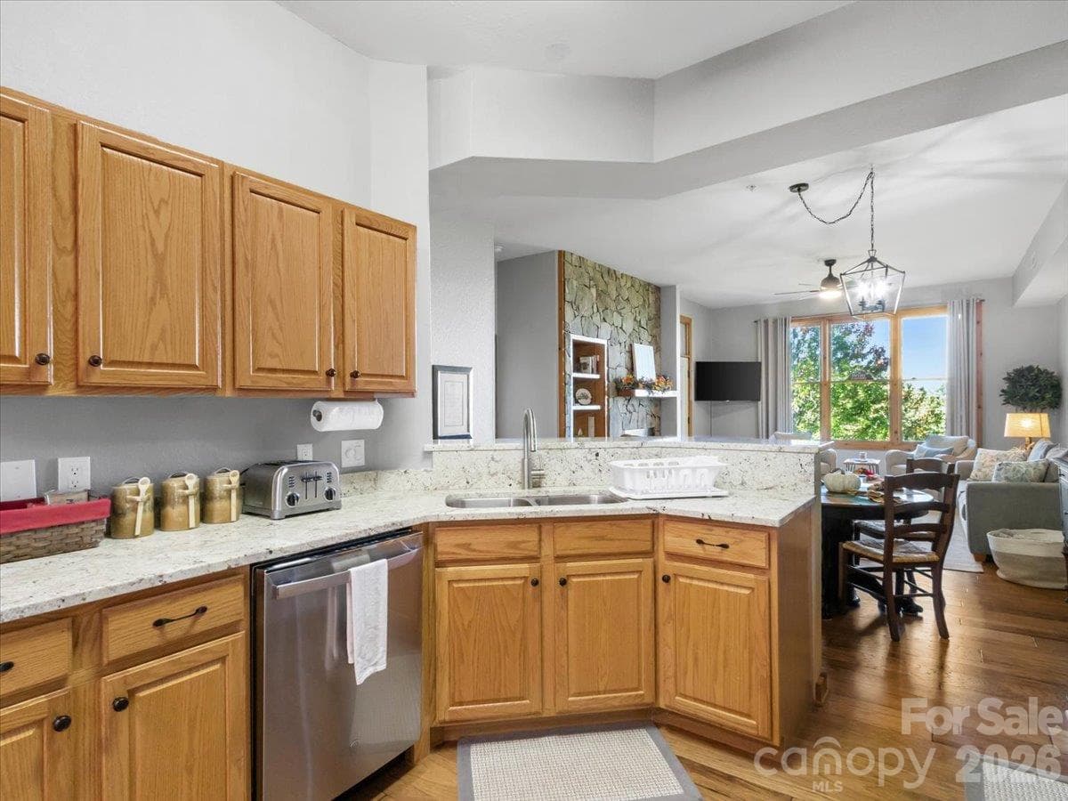 Condominium at 10 Stoney Falls Loop, Burnsville, photo 17 of 34