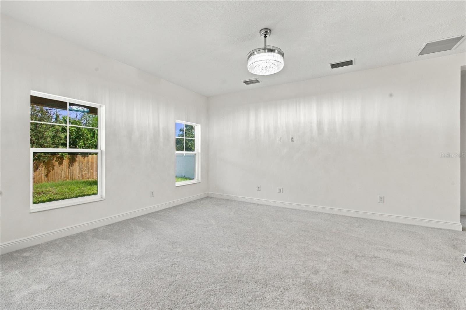 Single Family Residence at 3033 54TH AVE N, ST PETERSBURG, photo 17 of 49